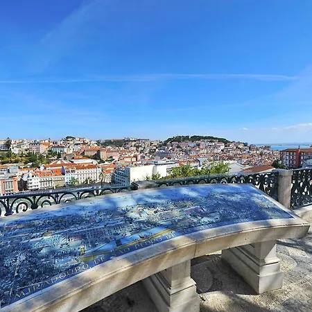 Апартаменты Vintage & In Bairro Alto