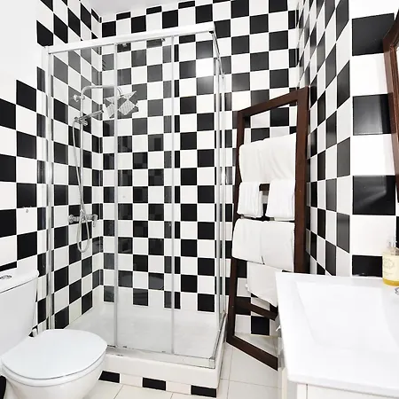 Vintage & In Bairro Alto