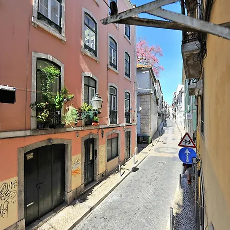 Апартаменты Vintage & In Bairro Alto *