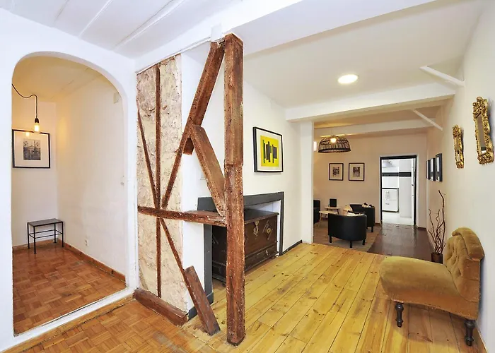 Vintage & In Bairro Alto Apartment