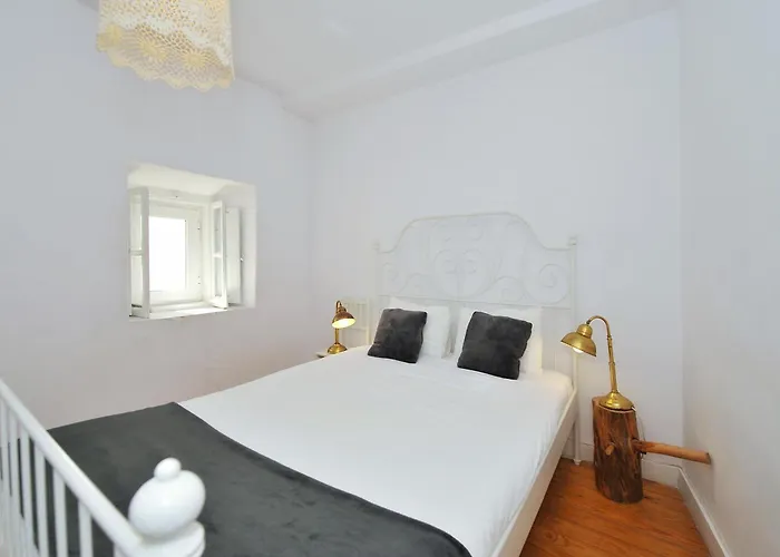 Vintage & In Bairro Alto Lisbon