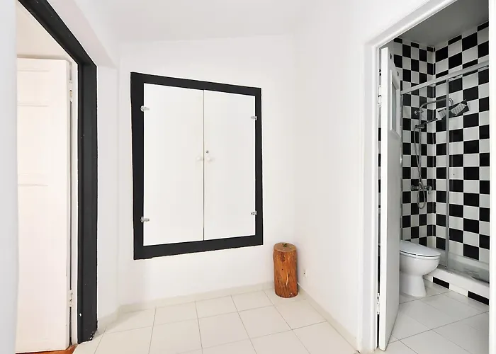 Vintage & In Bairro Alto Apartment