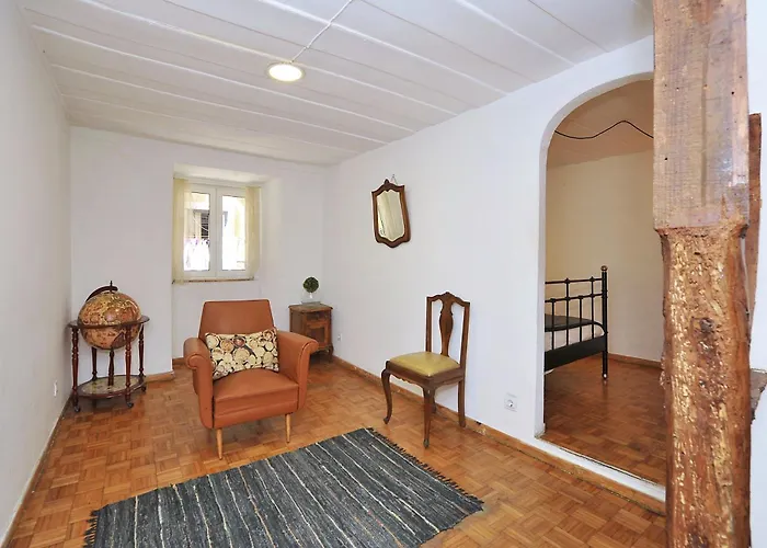 Vintage & In Bairro Alto * Lisbon