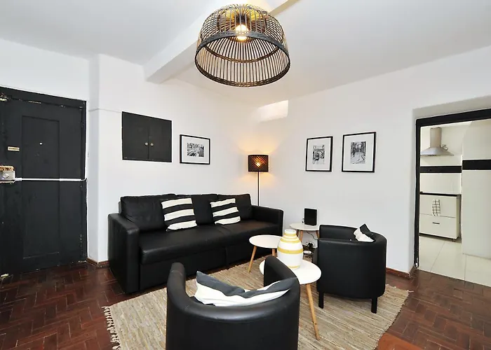 Vintage & In Bairro Alto Apartment *